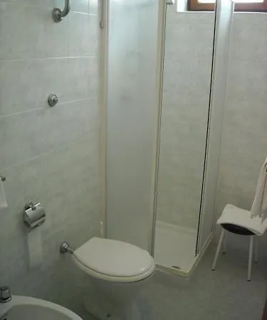 Otel 2 Mari - 2*